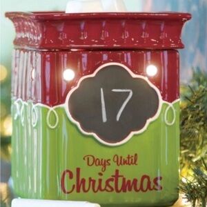 Scentsy Festive Countdown Decor - Red and Green Gift with chalk